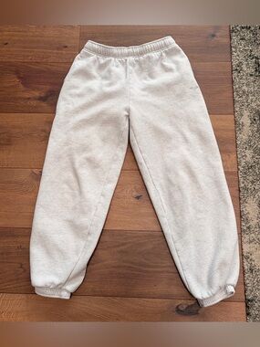 Aritzia Light Gray Sweatpants